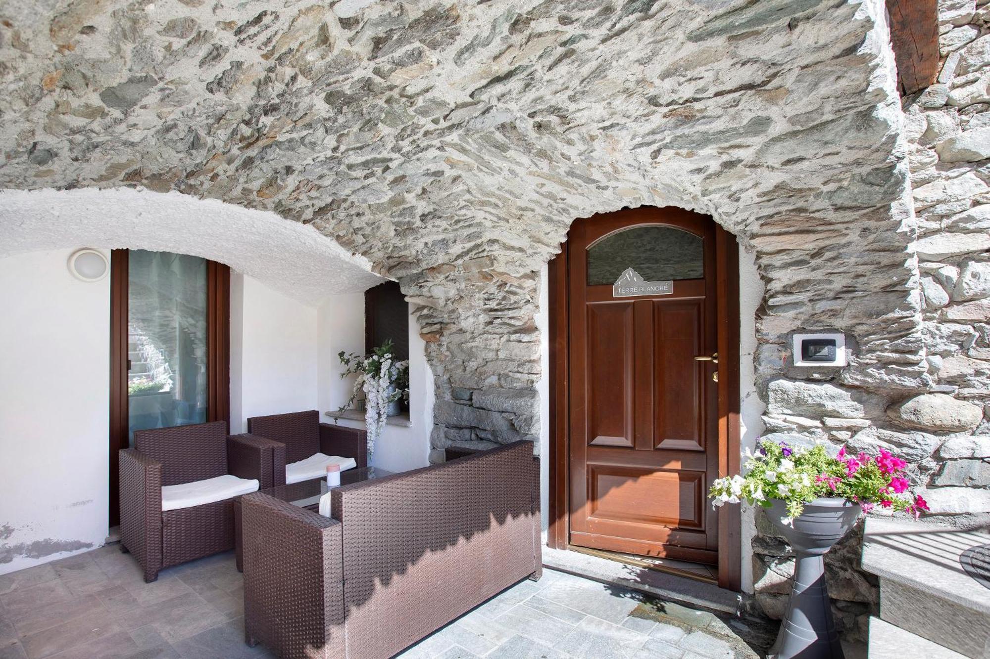 Maison Bebe Terre Blanche Aosta Exteriér fotografie